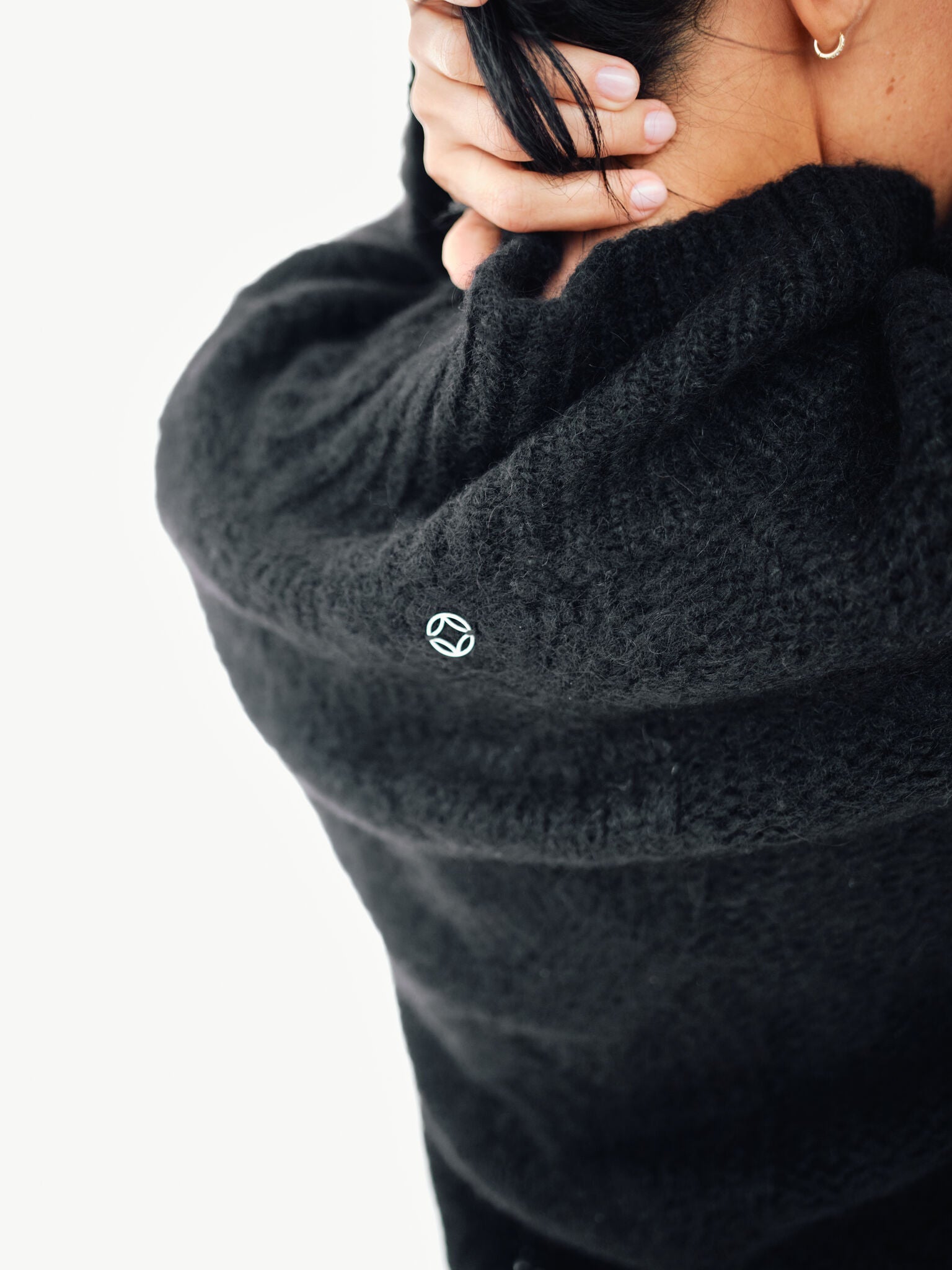 Modelshot / Black / Detail